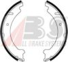 VOLVO 272288 Brake Shoe Set, parking brake